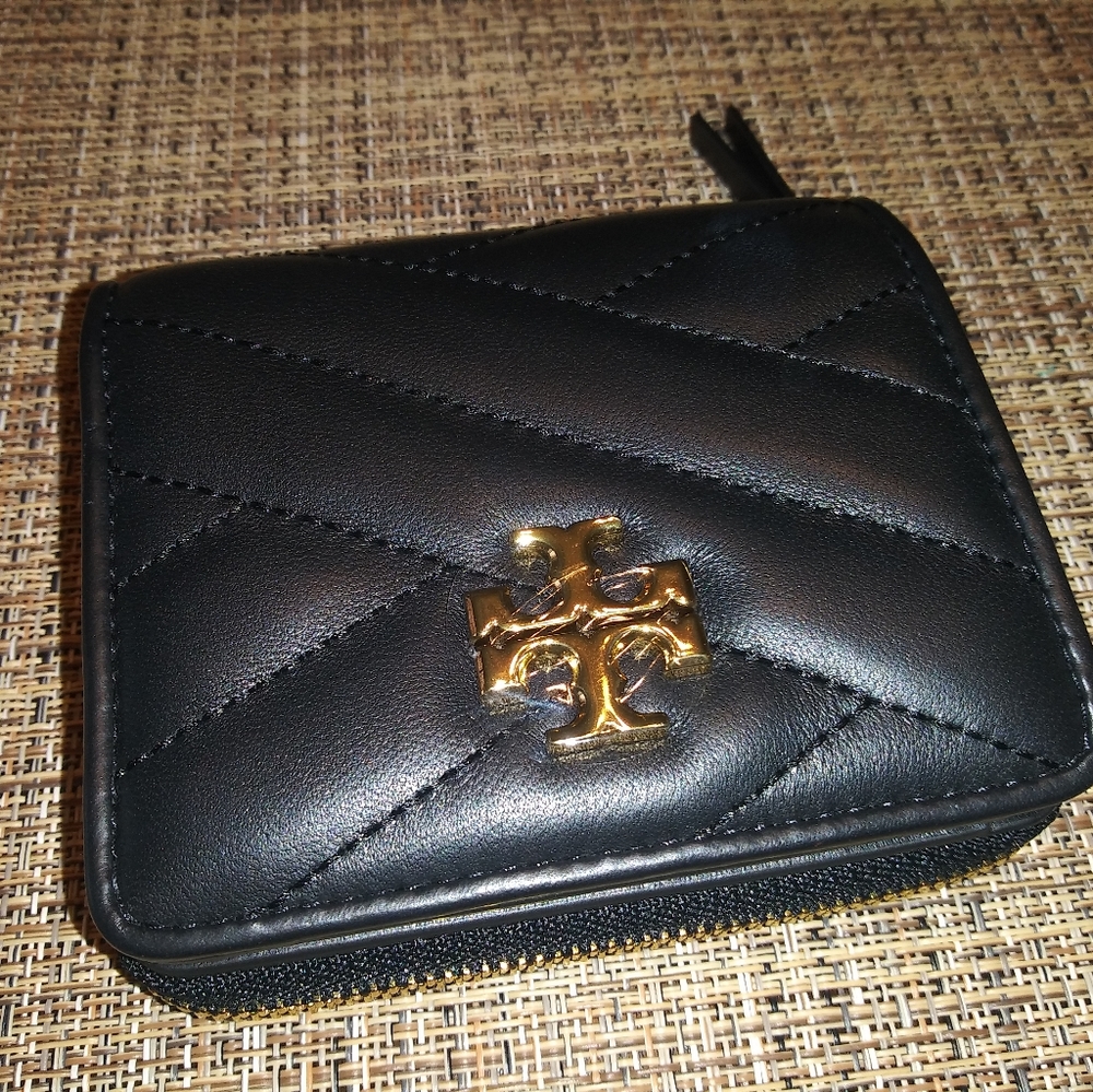 Tory Burch bifold wallet